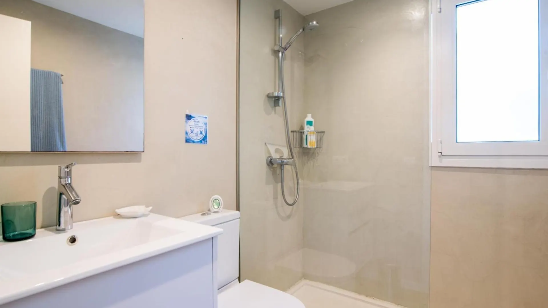Stylish Sa Riera, Private Parking, Beach Views Begur Apartment
