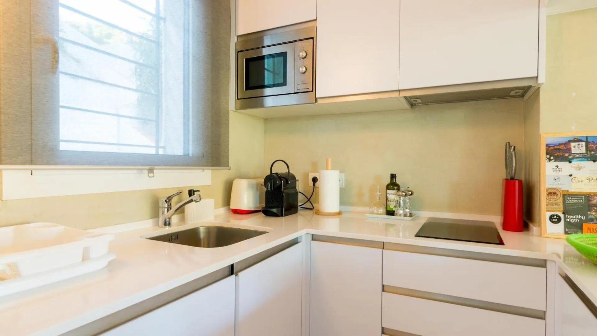 Apartment Stylish Sa Riera, Private Parking, Beach Views Begur